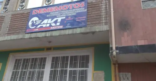 DEMEMOTOS DEMEMOTOS